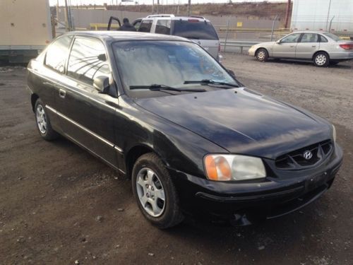 2002 hyundai accent gs hatchback 3-door 1.6l