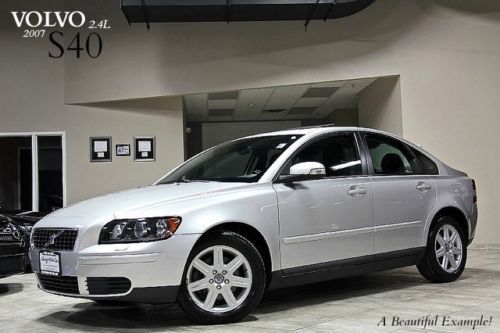 2007 volvo s40 2.4l sedan sunroof $27k+msrp heated seats only 40k miles save $$$