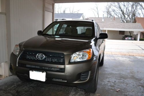 2012 Toyota RAV4 Base Sport Utility 4-Door 2.5L, image 4