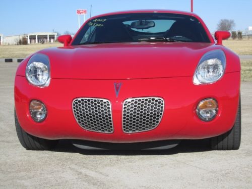 2009 red pontiac solstice coupe
