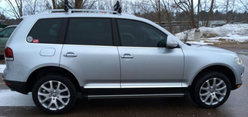 2008 volkswagen touareg 2 v8 - lux plus pkg/air suspension/active cruise &amp; more!