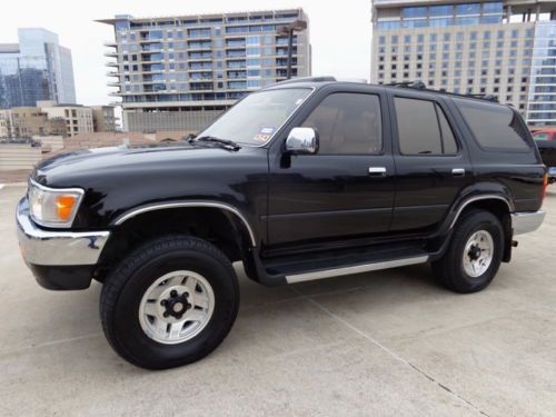 ONE OWNER 1994 TOYOTA 4RUNNER 4X4 LIMITED DRIVES GREAT EXTRA CLEAN CLEAN TITLE, image 2