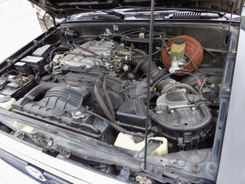 ONE OWNER 1994 TOYOTA 4RUNNER 4X4 LIMITED DRIVES GREAT EXTRA CLEAN CLEAN TITLE, image 6