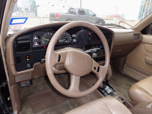 ONE OWNER 1994 TOYOTA 4RUNNER 4X4 LIMITED DRIVES GREAT EXTRA CLEAN CLEAN TITLE, image 17
