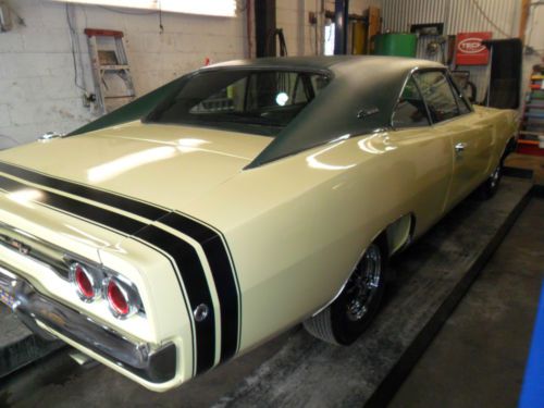 1968 dodge charger r/t!!!!! 440 automatic