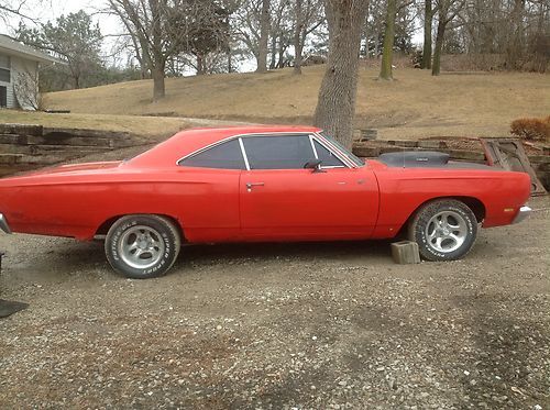 1969 plymouth roadrunner