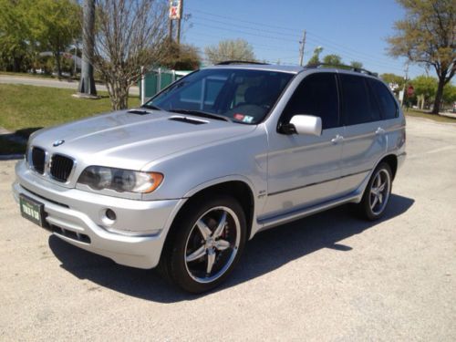 2001 Silver BMW X5 3.0i Sport Utility 4-Door 3.0L, image 2