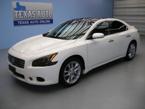 We finance!!  2011 nissan maxima sv premium pano roof nav leather 21k texas auto