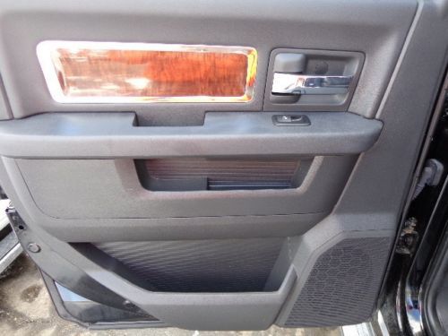 12 RAM 2500 CREW LARAMIE CUMMINS TURBODIESEL BLACK HEATED LEATHER NAVIGATION, image 20