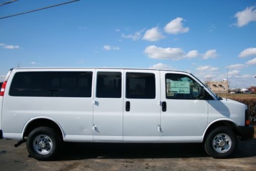 15 passenger brand new express van white a/t power windows p/l v8 keyless remote