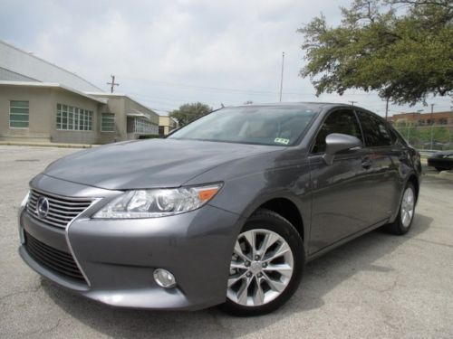 2013 es300h hybrid luxury navigation blind spot monitor  call 888-696-0646