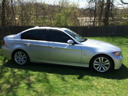 2007 bmw 328i base sedan 4-door 3.0l