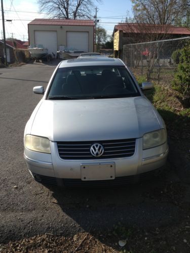 2001 volkswagen passat gls sedan 4-door 1.8l