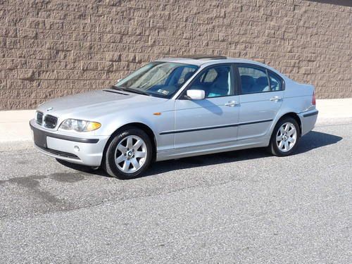 2003 bmw 325i sedan with 29,591 original miles..renonstructed title