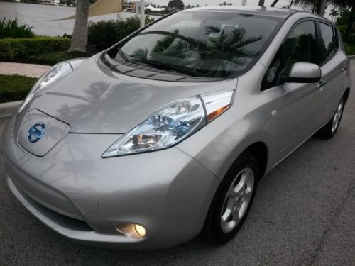 No reserve 2012 nissan leaf sl navi bluetooth rear view quick charge new tires