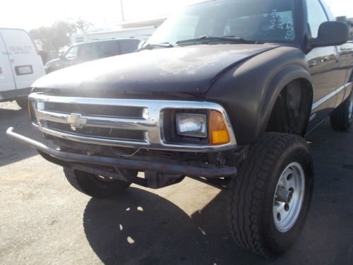 1995 Chevy S10 NO RESERVE, image 9