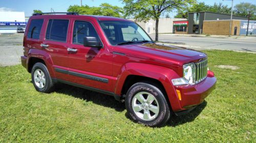 2012 jeep liberty sport sport utility 4-door 3.7l low miles. excellent condition