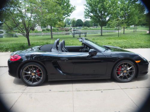 Boxster s as new stunning!!at huge savings 1900 miles. super loaded $8848 msrp
