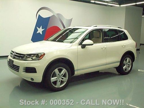 2011 volkswagen touareg vr6 lux awd pano roof nav 45k texas direct auto