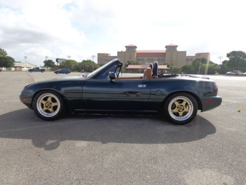 1991 mazda miata se convertible 2-door 1.6l. drive anywhere.