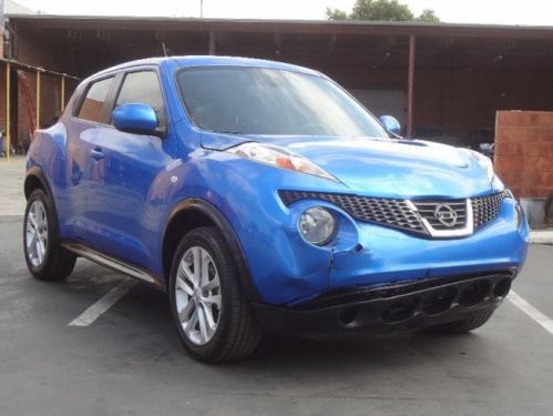 2011 nissan juke s damaged repairable runs! economical! spacious! must see!!