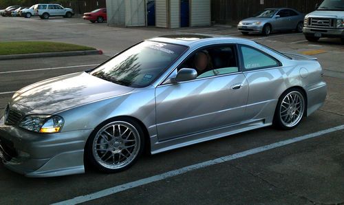 2001 acura cl premium coupe 2-door 3.2l, very low miles, clean n custom