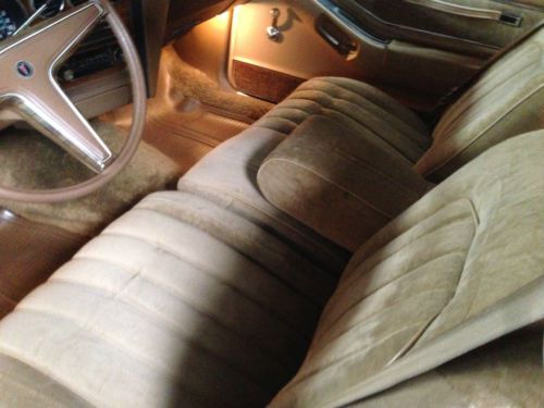 1977 Pontiac Grand Prix LJ 400 V-8 Engine Completely Original One Owner Classic, image 2