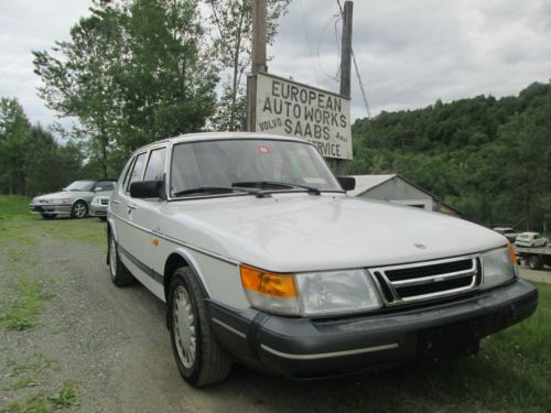 1987 saab 900s 16 valve 77577 original miles. 1 owner car, beautiful! must see!