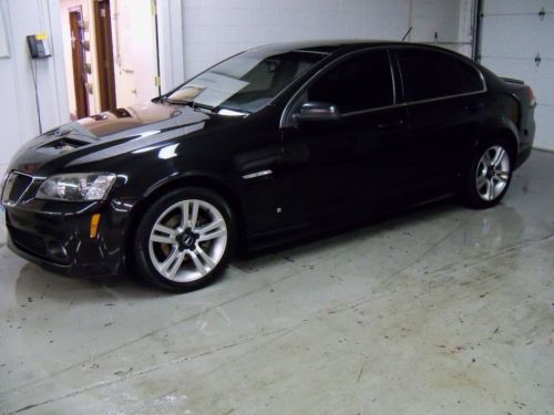 2008 pontiac g8 sedan 4-door 3.6l panther black metallic