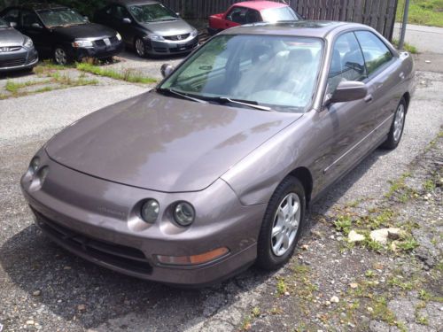 1996 acura integra ls sedan 4-door 1.8l