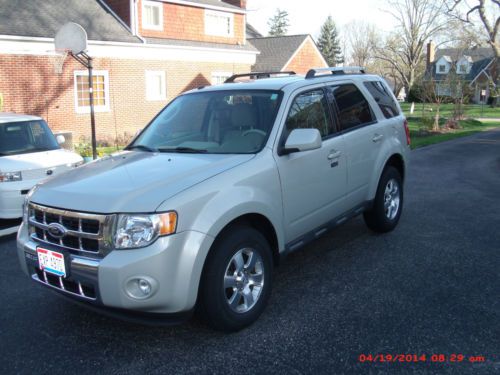 2009 ford escape xlt sport utility 4-door 3.0l 2nd owner and well maintained
