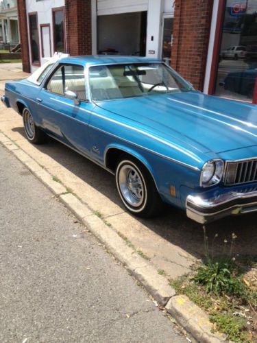 1975 oldsmobile cutlass supreme base coupe 2-door 5.7l  49000 miles garage kept