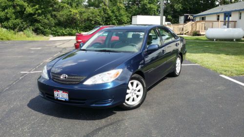 2002 toyota camry xle sedan 4-door 3.0l