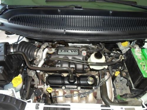 SXT 3.8L CD 6 Speakers AM/FM Cassette w/Compact Disc AM/FM radio Power steering, image 25