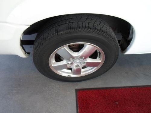 SXT 3.8L CD 6 Speakers AM/FM Cassette w/Compact Disc AM/FM radio Power steering, image 28