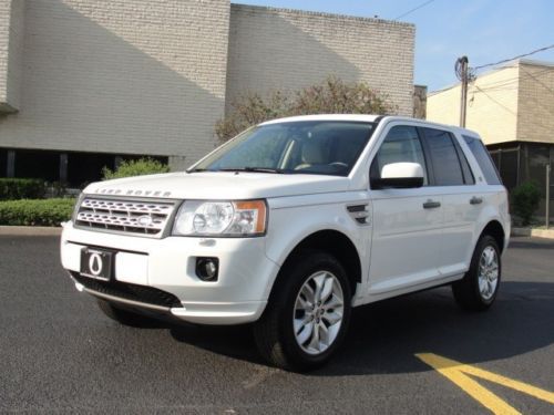 2011 land rover lr2 hse, loaded with options, navigation, just serviced