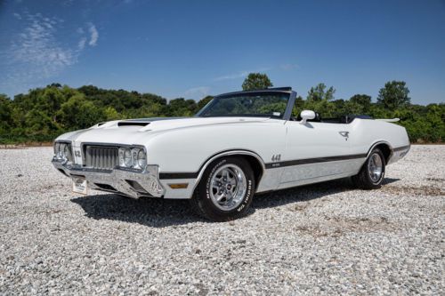 1970 cutlass supreme convertible, 442 clone, a/c, numbers matching v8 and trans