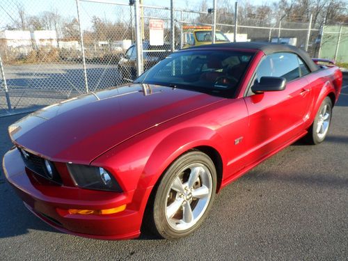 2006 ford mustang gt convertible 2-door with leather seat good condition sale