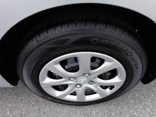 2014 Hyundai Accent GLS, US $16,605.00, image 2