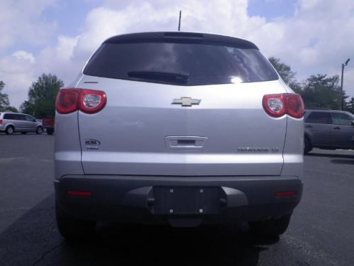 2011 chevrolet traverse ls
