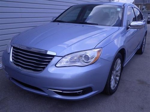 2013 chrysler 200 limited