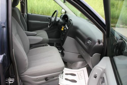 2007 Dodge Grand Caravan SE Side Entry Wheelchair Accessible Handicapped Van, image 8