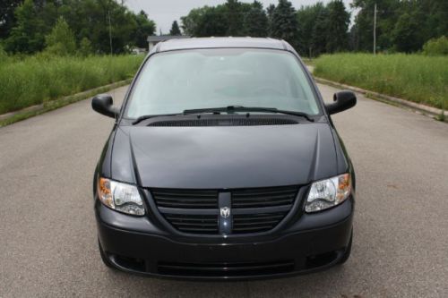 2007 Dodge Grand Caravan SE Side Entry Wheelchair Accessible Handicapped Van, image 17