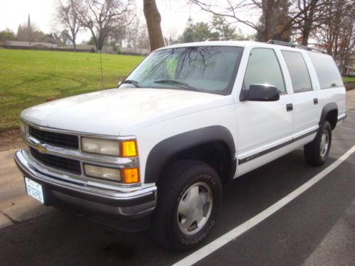 1999 chevrolet suburban 1500 ls,  4x4 utility suv, l@@k!