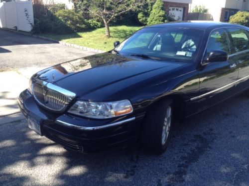 2006 Lincoln Town Car Executive L Sedan 4-Door 4.6L, image 3