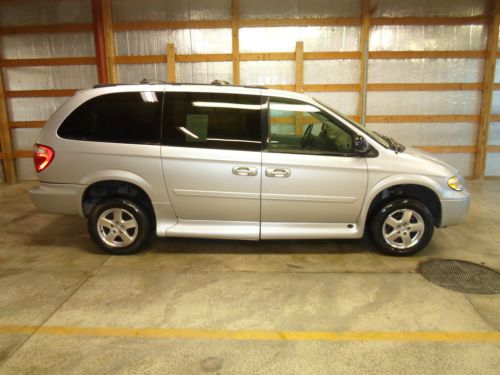 2006 Dodge Grand Caravan Handicap Wheelchair Van VMI Conversion, US $21,500.00, image 3