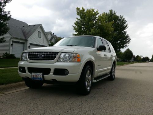 2004 ford explorer limited sport utility 4-door v8 advancetrac