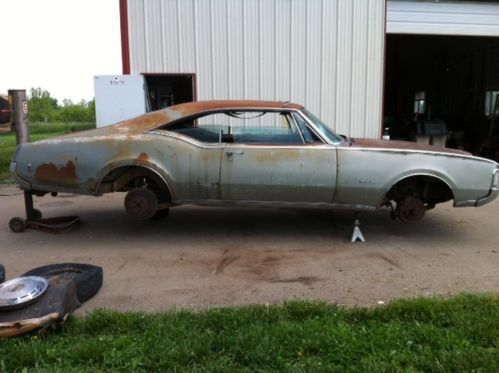 1968 oldsmobile delmont 88 2dr hardtop