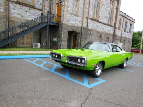 1970 dodge super bee - 3 speed - sublime green
