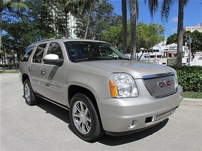 4x4 leather dvd navigation sunroof climate seats  1 owner clean carfax low miles